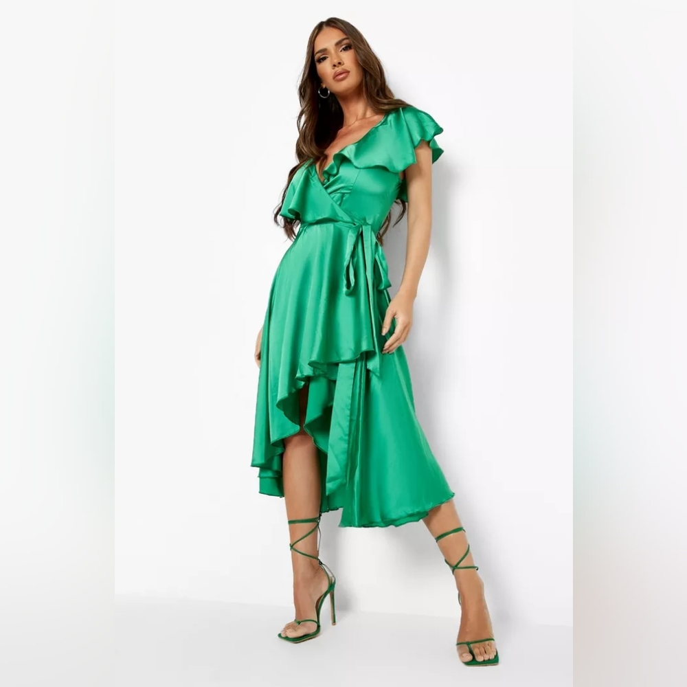 Boohoo Green Wrap Dress Asymmetrical ruffle